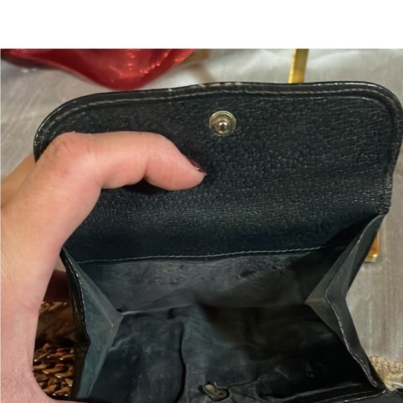 💎💎GUCCI WALLET ON CHAIN💎💎 - Picture 4 of 6